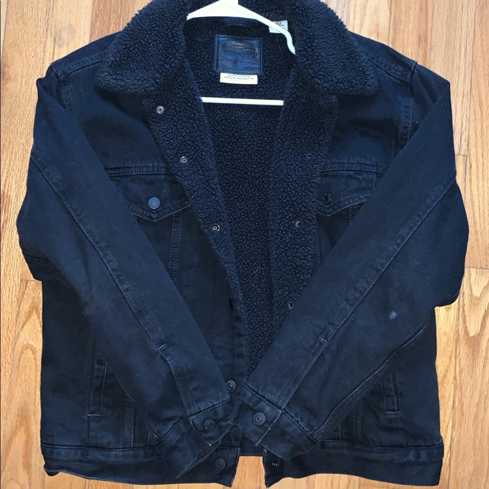 Levi’s Sherpa lined black denim jacket